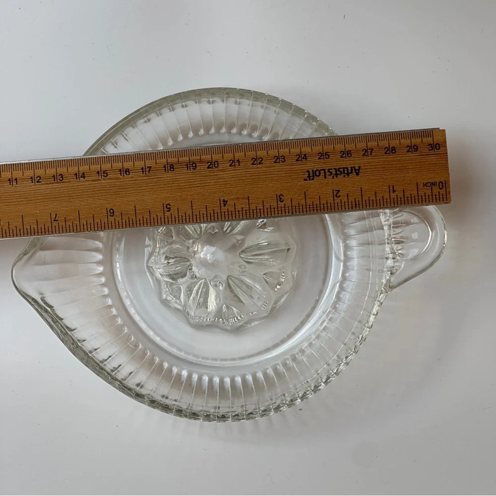 Vintage Heavy Clear Ribbed Glass Juicer‎ With Tab Handle